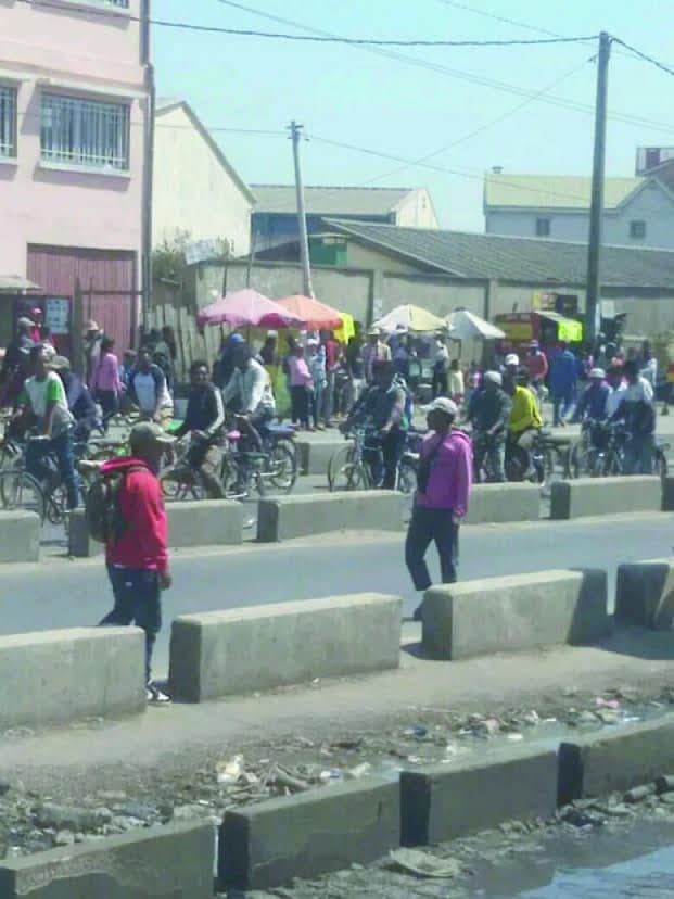 Image à la une de Taxi-bicyclette – Une dangereuse gabegie