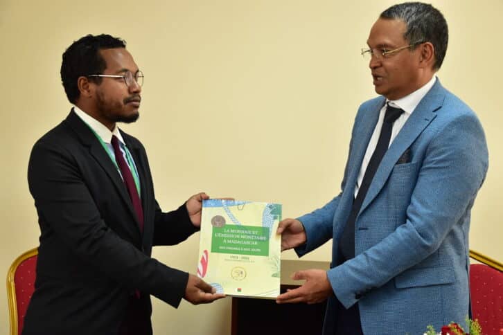 Image à la une de BANQUE CENTRALE DE MADAGASCAR – L’histoire de la monnaie decortiquée dans un ouvrage