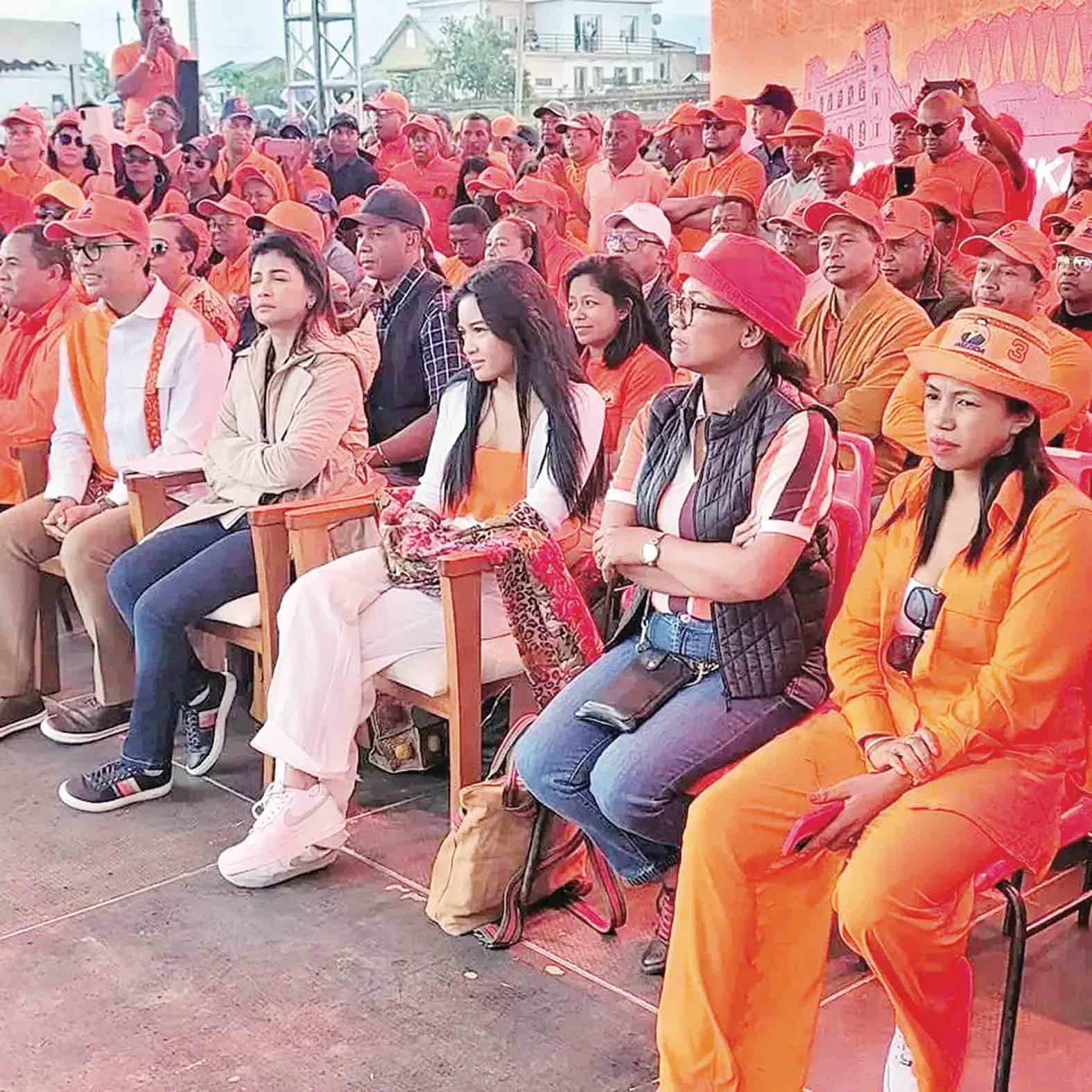 Image à la une de Quel succès pour Rajoelina à Antsirabe ?
