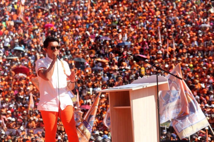 Image à la une de ANDRY RAJOELINA AU COLISEUM – «Allons aux urnes, il faut qu’on avance»