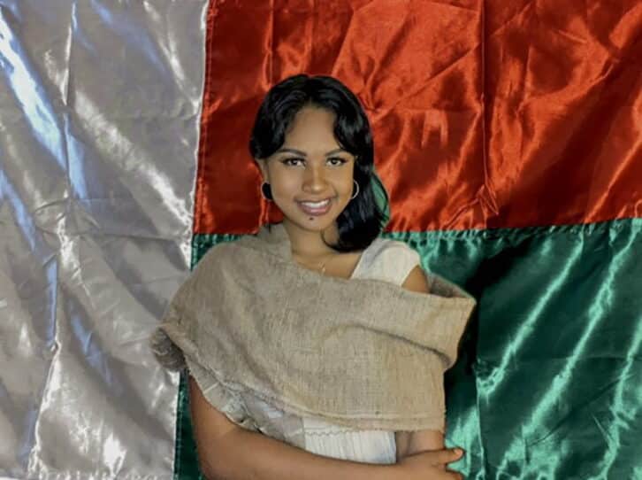 Image à la une de MISS EARTH 2023 –  Fifaliana Valisoa représente le pays au Vietnam