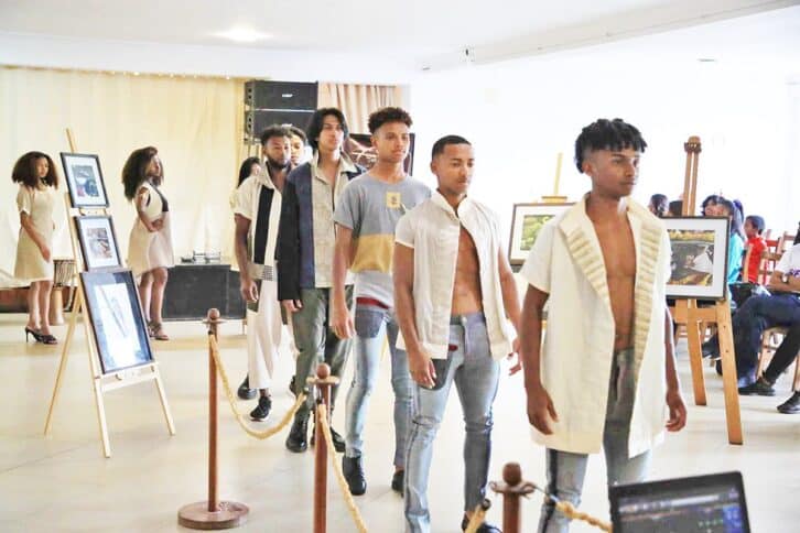 Image à la une de SPECTACLE MULTIDISCIPLINAIRE – Fah’Donio réunit des artistes  de différents domaines