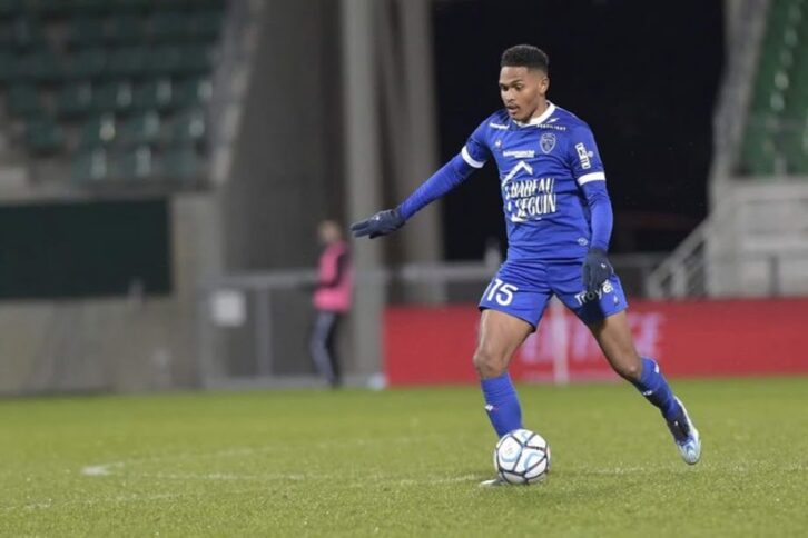 Image à la une de LIGUE 2 – Rayan Raveloson suspendu  pour six matches