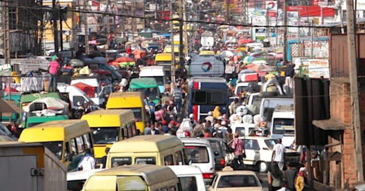 Image à la une de Antananarivo s’étouffe, la capitale de plus en plus saturée