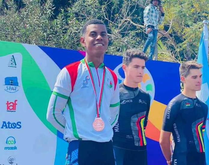 Image à la une de La carrière cycliste de Mohamed Houlder s’est étalée sur neuf ans et a remporté de nombreux prix.