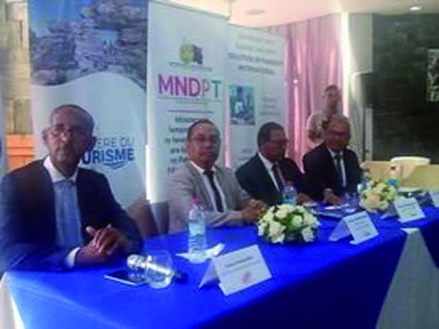 Image à la une de Tourisme – Madagascar vers la révolution numérique