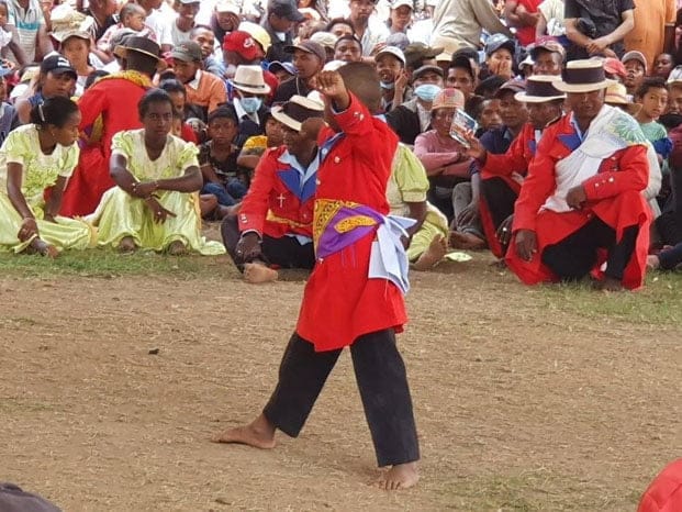 Image à la une de Hira Gasy – Patrimoine de l’UNESCO – Sahondrafinina Zanany et Samoelson Andoavary continuent la célébration