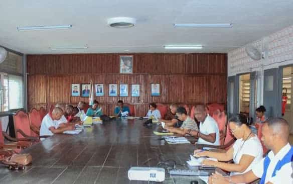 Image à la une de CONSEIL MUNICIPAL MAHAJANGA – Reclassement des salariés  et budget 2024 à l’ordre du jour