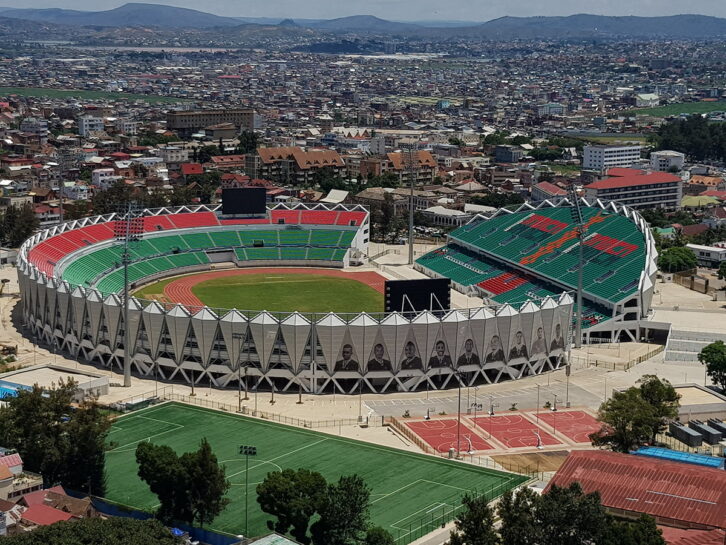 Image à la une de Quelles sont les étapes clés pour l'homologation du stade Barea Mahamasina?