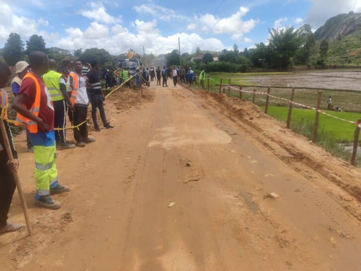 Image à la une de RN7 – MAHAZENGY – Un pont métallique à la rescousse