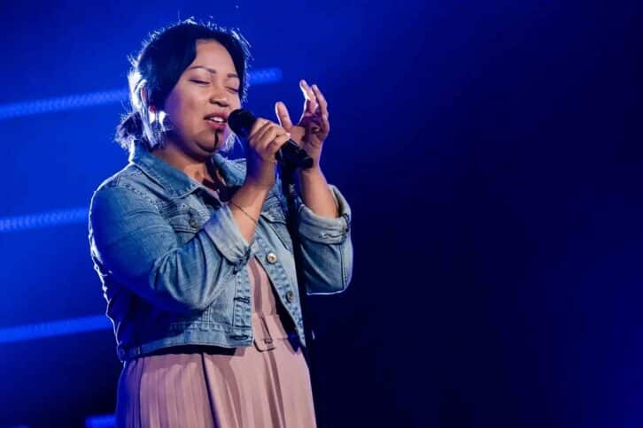 Image à la une de HERISOA RANDRIATSIZAFY  – Une Malgache au «The Voice Belgique»