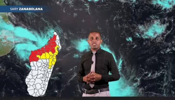 Image à la une de MÉTÉO – Un amas nuageux dans le canal de Mozambique