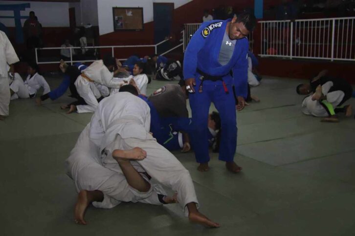 Image à la une de JIUJITSU – Anjaratiana Randresiarivony partage ses expériences