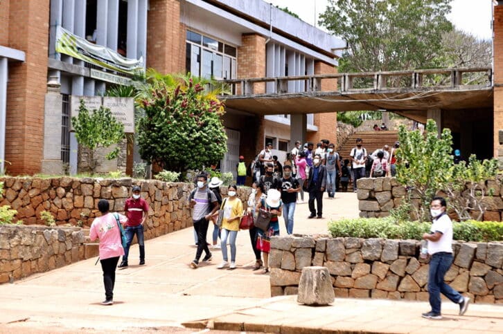 Image à la une de ENSEIGNEMENT SUPÉRIEUR –  Des étudiants réclament le prolongement des dates d’inscriptions