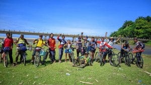 Image à la une de Mini-raid : 16 vététistes relient Tana-Mahanoro