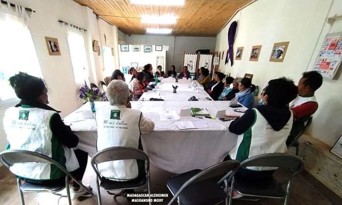 Image à la une de Madagascar Alzheimer Masoandro mody : Premier groupe de parole de cette année pour les aidants familiaux