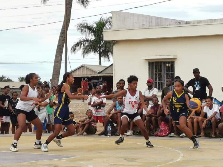 Image à la une de BASKETBALL-PROJET «DE LA RUE VERS L’OR» –   La relève féminine se prépare