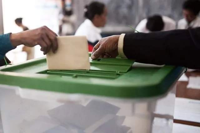 Image à la une de ÉLECTIONS DE PROXIMITÉ –  Les communales avant les législatives ?