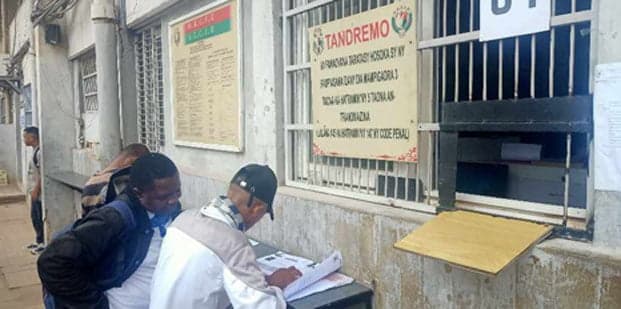 Image à la une de Service « Passeport » à Anosy – Surchargée, la plateforme déjà en panne