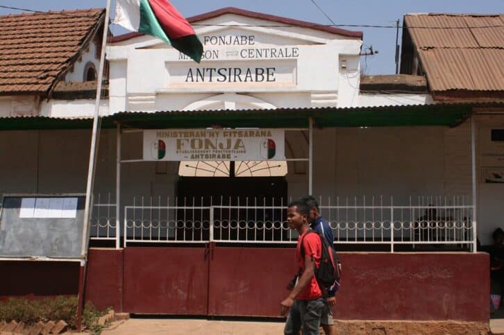 Image à la une de ANTSIRABE – Un repris de justice viole une adolescente