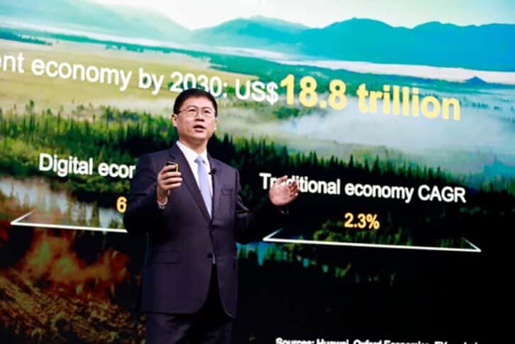Image à la une de LI PENG DE HUAWEI –  Adopter la 5.5G pour faire avancer le monde intelligent