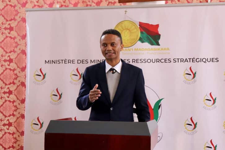 Image à la une de PGE – L’État met le paquet sur les mines