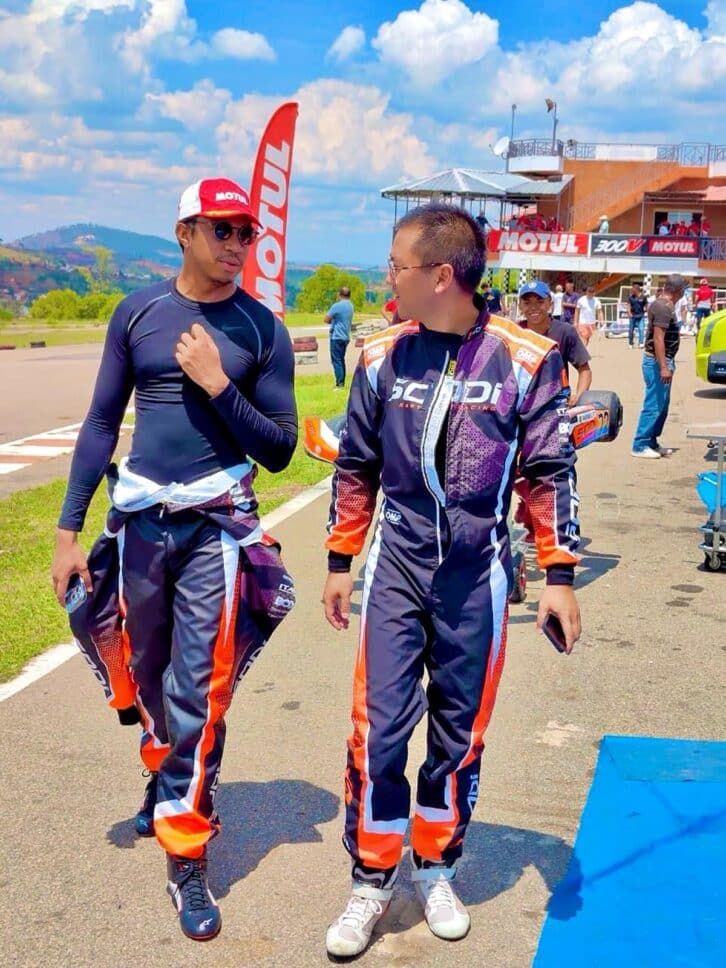 Image à la une de KARTING – AKC  – Jessy et Timothée à l’assaut de l’Afrique