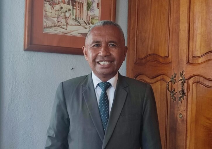 Image à la une de ALAIN RAVELONARIVO – PRÉSIDENT DES ZANADRANAVALONA –  « L’Alahamady célébré depuis 449 ans »