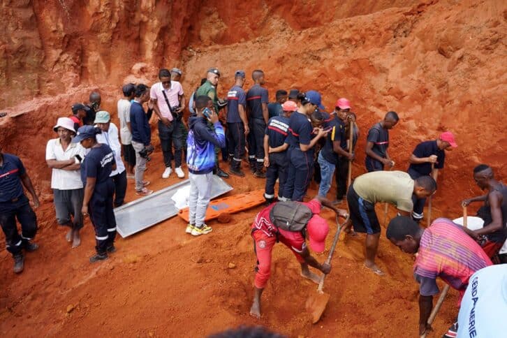 Image à la une de AMORONAKONA BY PASS – Trois maçons meurent dans un éboulement