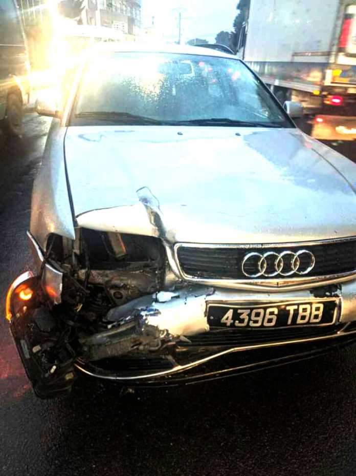 Image à la une de Mandrosoa Ivato : Une moto percute une voiture, un blessé