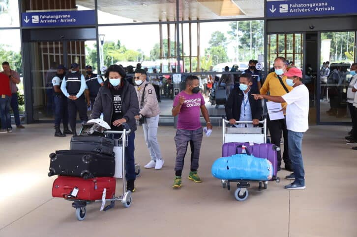 Image à la une de TRANSPORT AÉRIEN – Baisse du nombre de passagers et du fret