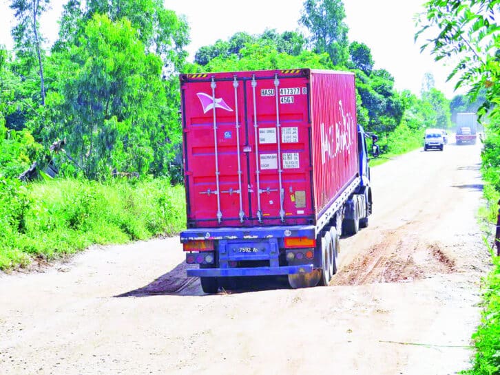 Image à la une de INFRASTRUCTURE – RN2 – Haro sur le surcharge des camions