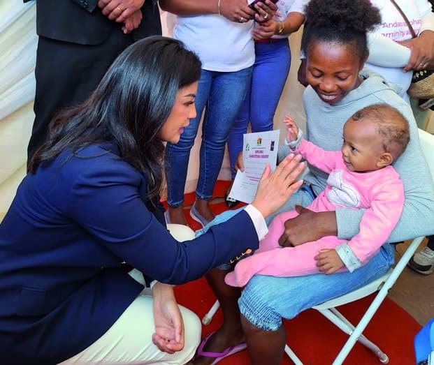 Image à la une de Vaccination – La Première dame partage ses expériences de mère