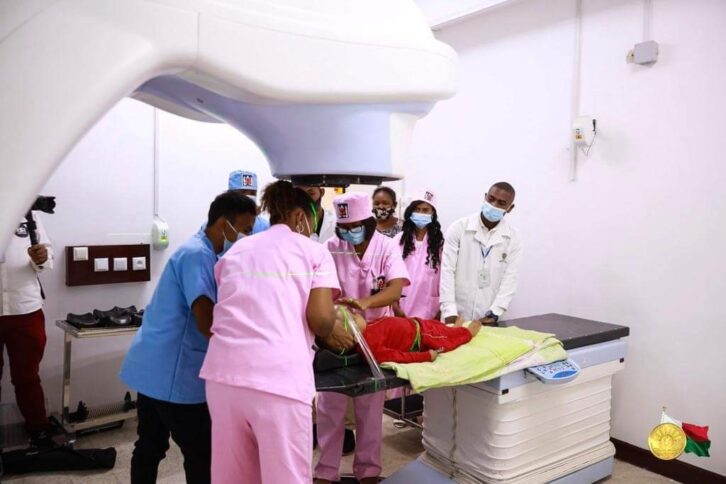 Image à la une de ONCOLOGIE – Les séances de cobaltothérapie reprennent