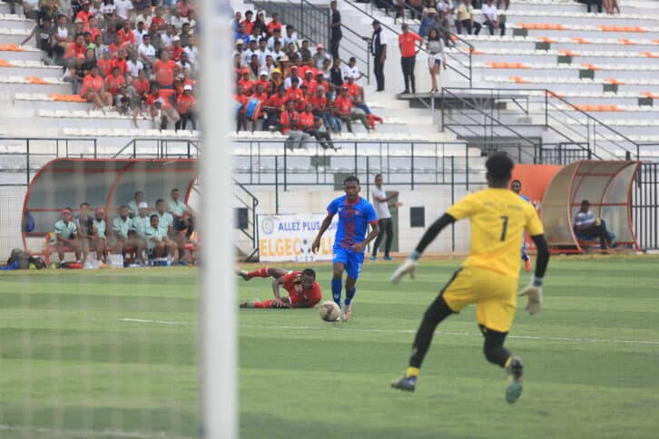 Image à la une de PURE PLAY FOOTBALL LEAGUE – Disciples FC confirme, Fosa rebondit