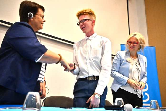 Image à la une de UNICEF : Gilardy Totozandry nommé « youth advocate »