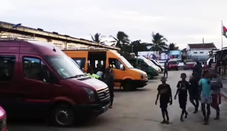 Image à la une de MAHAJANGA –  Un chauffeur de taxi-brousse assassiné par sa compagne