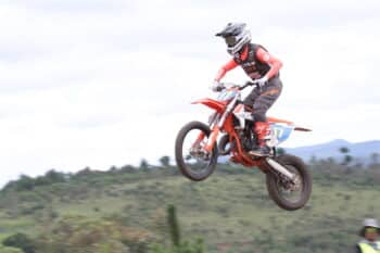 Image à la une de MOTO – MINI CHALLENGE  – Les leaders confirment