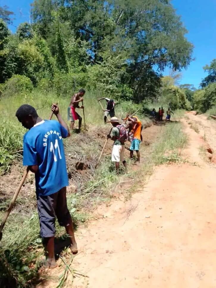 Image à la une de MELAKY – La route vers les Tsingy de Bemaraha réhabilitée