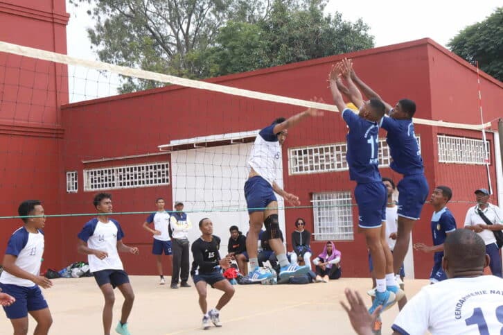 Image à la une de VOLLEYBALL – ANALAMANGA – GNVB continue de mettre la pression sur le leader