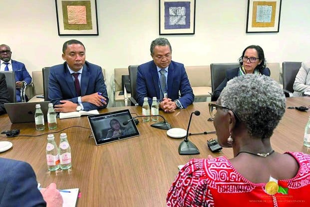 Image à la une de FMI et Banque mondiale – Madagascar réaffirme son engagement international 