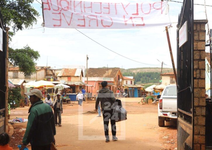 Image à la une de ENSEIGNEMENT SUPÉRIEUR – Affrontements entre étudiants manifestants et éléments des forces de l’ordre à Vontovorona