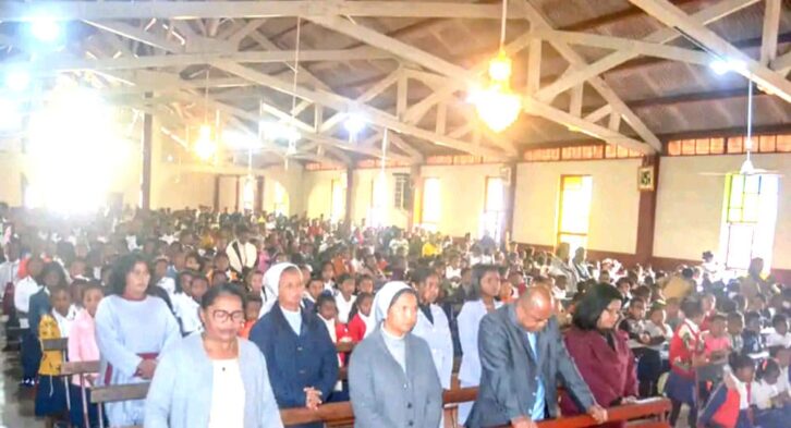 Image à la une de Antsirabe : Feno 20 taona ny sekoly teknika Saint Jean Andraikiba