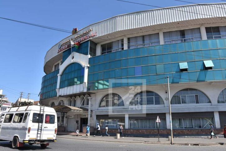 Image à la une de Quelle est la raison du report des travaux parlementaires à Madagascar ?