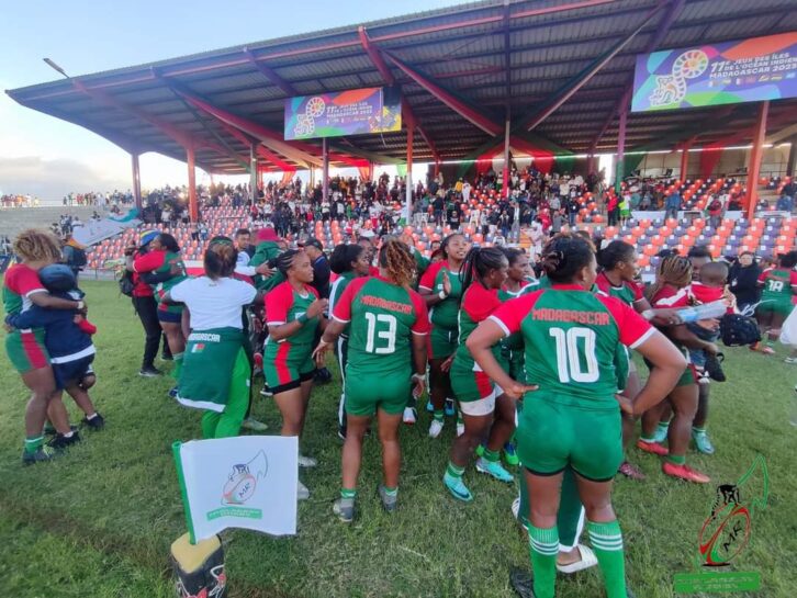 Image à la une de RUGBY – Les Ladies Makis battent les Lionnes du Cameroun et assurent une qualification au WXV3