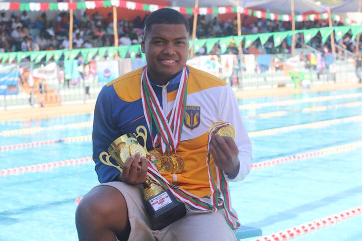 Image à la une de NATATION – CHAMPIONNAT DE MADAGASCAR – Eliot Rakotondramanga signe deux records