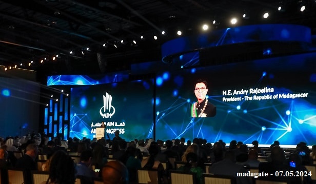 Image à la une de Abu Dhabi, 07 May 2024. Filoha Andry Rajoelina. Ny kabariny, nadika teny malagasy, tamin’ny fisokafan’ny AIM andihiny faha-13