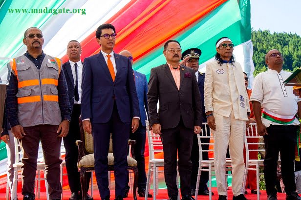 Image à la une de Behenjy, 02 Mey 2024. Kabarin’ny Filoha Andry Rajoelina tamin’ny nitokana toha-drano mamokatra herinaratra 1,4MW