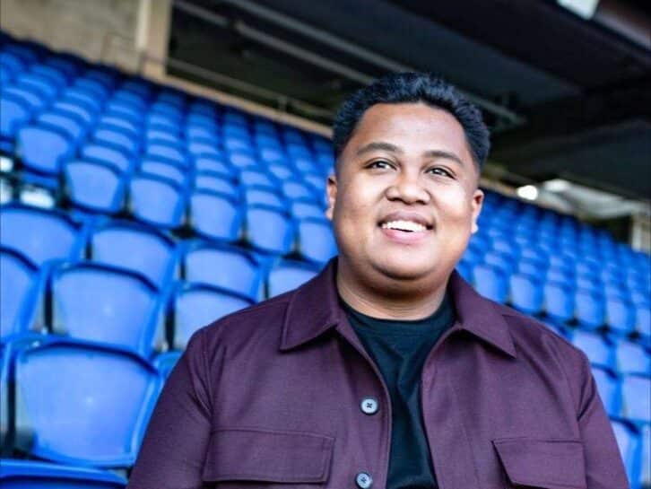 Image à la une de Arnaud Rakoto-Ratsimba en lice pour devenir le nouveau commentateur de football sur Canal Plus