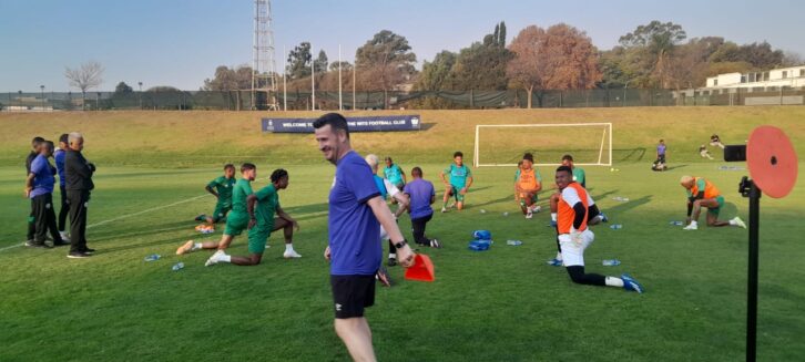 Image à la une de FOOTBALL – MONDIAL 2026  –  Moins de la moitié des Barea à l’entraînement